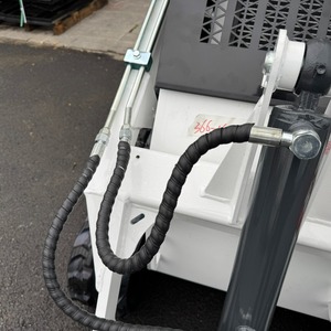 Chargeurs compactes articulés Multione de Chine avec moteur EPA, 360 kg, 460 kg, 500 kg, avec accessoires - Product Image 5
