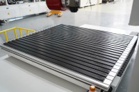 Máquina CNC de 5 Ejes con 360 Grados de Rotación °   Eje de Rango Completo, Alta Precisión, Especialmente para la Fabricación de Moldes de Precisión y Procesamiento Complejo.