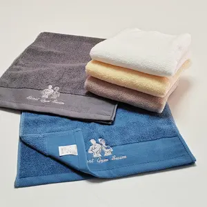 100% 棉毛圈个性化定制刺绣标志健身房瑜伽运动毛巾酒店水疗白色毛巾