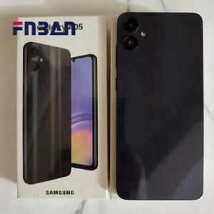 ขายดีที่สุดสำหรับสมาร์ทโฟน Samsung A05 4G ระบบแอนดรอยด์ หน้าจอสัมผัส รองรับซิมคู่ ซีพียูแบบ Octa Core เวอร์ชั่นยุโรป รองรับภาษา LTE - Product Image 1