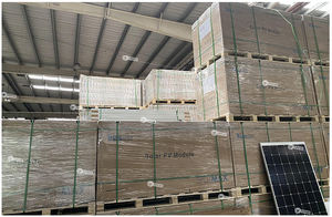 Panneau solaire <span class=keywords><strong>Trina</strong></span> <span class=keywords><strong>Solar</strong></span> à cellules monocristallines noires à demi-cellules, compétitif en termes de prix, 300w 320w 325w <span class=keywords><strong>330w</strong></span> - Product Image 4