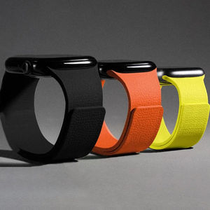 Correa Magnética de Silicona con Textura de Cuero para Apple Watch 10/9/8/7/6/SE/5/4/3/2/1/Ultra 2, Banda Magnética Ajustable y Suave - Product Image 1