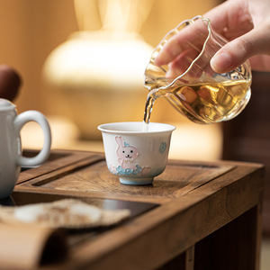 Hand Painted Adorable Rabbit Mini <b>Teacup</b> Porcelain Kung Fu Tea Cup For Afternoon Tea New Chinese Style - Product Image 2