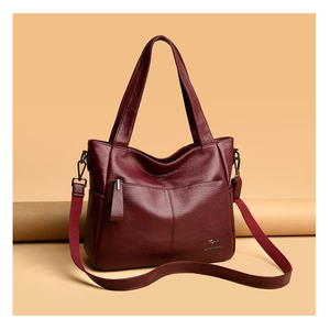 Bolso de hombro clásico atemporal 100% de cuero genuino para damas con amplia apertura y almacenamiento de fácil acceso - Product Image 5