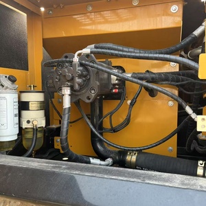 Excavatrice <span class=keywords><strong>Hyundai</strong></span> 220-9S Premium : Bien entretenue, Économe en carburant, Durable, Prix négociable - Product Image 2