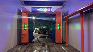 อุปกรณ์ล้างรถอัตโนมัติแบบ5แปรงเต็มรูปแบบพร้อมโปรแกรมทำความสะอาดหลายขั้นตอนการใช้โฟมและอายุการใช้งานยาวนาน - Product Image 3