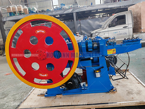 Máquina automática motorizada de alta calidad para fabricar clavos, 200-500 piezas/min, 2.2kW de potencia, 750kg de peso, engranaje flexible de grado industrial - Product Image 2