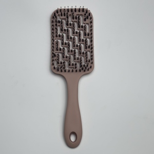 Peine de Masaje Capilar de Plástico con Doble Aguja y Diseño Cuadrado Hueco, con Nervaduras Curvas Grandes para un Uso Suave y Cómodo en Casa - Product Image 3