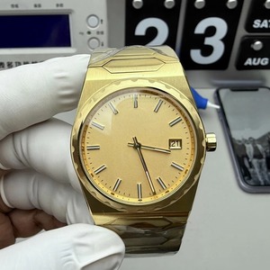 Montre de plongée automatique de haute qualité en acier inoxydable lumineux avec mouvement ETA, bracelet de 20 mm, cadran à aiguilles bleu, étanche - Product Image 4