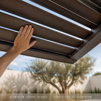 Pergola bioclimatique en aluminium avec toit à lames orientables, télécommande, système de jardinage étanche, ombrage pour terrasse arrière-cour