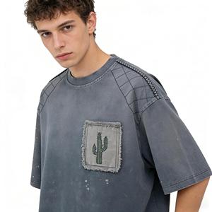 Proveedor OEM Profesional de Camisetas Streetwear: Bordado de Cactus, Estilo Vintage, Marca Personalizada, Venta al Por Mayor - Product Image 3