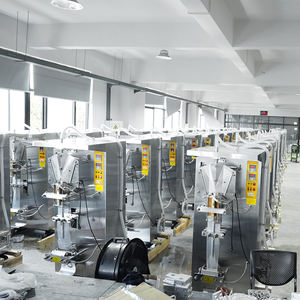 Fabrikpreis 50-500ml Flüssigkeitsbeutel-Verpackungsmaschine Automatische Wasserbeutel-Abfüll- und Versiegelungsmaschine - Product Image 2