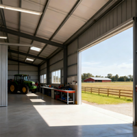 Kits de grange à poteaux préfabriqués personnalisés Structure en acier moderne Bâtiment de stockage pour atelier de hangar de ferme en extérieur