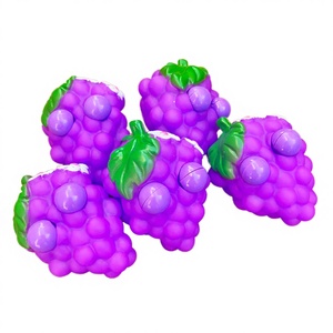 Juguete de descompresión EVA con forma de uva creativa y adorable, juguete de apretar con sonido y efecto de ojo que se abre, para niños, venta al por mayor de fábrica - Product Image 3