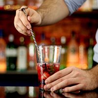 Ensemble de shaker à cocktails Boston de luxe en acier inoxydable personnalisé de 11 pièces, avec broyeur à glace, pinces, cuillère à mélanger, capacité de 450 ml, barman moderne