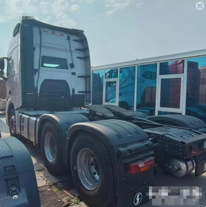 Cabeza Tractora SHACMAN X6000 560HP 6X4 Usada de Alta Calidad <span class=keywords><strong>2022</strong></span>, Bajo Kilometraje, Pintura Original, Lista para Exportación, Venta de Stock - Product Image 1