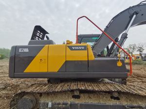 Machines de construction utilisées d'excavatrice hydraulique de chenille de Volvo Ec210d avec l'excellente représentation 21 tonnes - Product Image 3