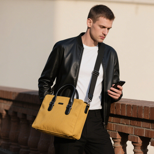 Nhà Sản Xuất Tùy Chỉnh Vải + Da Thật Chéo Cơ Thể Túi Cao Cấp OEM/ODM Người Đàn Ông Của Sling Vai Túi Với Có Thể Điều Chỉnh Dây Đeo Vai - Product Image 4