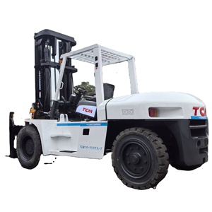 รถยกดีเซล TCM//KOMATSU 10 ตัน ขับเคลื่อนล้อหลัง รุ่น FD100 สภาพดี พร้อมตัวปรับตำแหน่งงาและระบบเลื่อนด้านข้าง - Product Image 1
