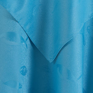 Elegante <span class=keywords><strong>Set</strong></span> di <span class=keywords><strong>Tovaglia</strong></span> <span class=keywords><strong>e</strong></span> <span class=keywords><strong>Tovaglioli</strong></span> con Motivo di Pesci Marini Blu per Hotel - Product Image 6