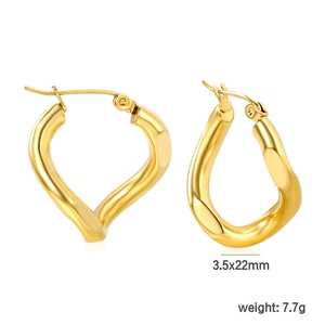 Boucles d'oreilles créoles géométriques en acier inoxydable plaqué or 18 carats, anti-ternissement, pour femmes, design irrégulier tendance - Product Image 2