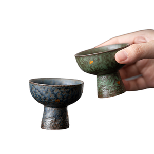 Taza y Cuenco de Cerámica Estilo Retro con Esmalte de Bronce, Copa Maestra de Cerámica de Arcilla Antigua Xiangyun con Tallo Alto y Detalles Plateados - Product Image 4