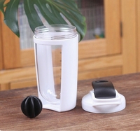 Bouteilles de shaker à protéines en plastique personnalisées avec logo imprimé, de haute qualité, fabriquées en usine pour le sport et la remise en forme