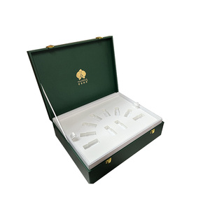Boîte en bois d'acacia artisanale personnalisée avec broderie et logo en relief pour bijoux, thé, cadeaux d'entreprise, festivals - Product Image 5