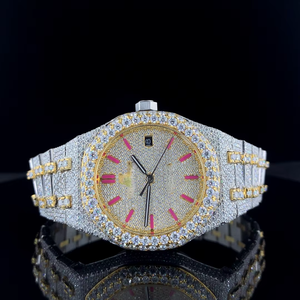 Elegante Reloj de Acero Inoxidable con Movimiento Suizo y Diamante Moissanite, Creado para un Lujo Duradero con un Brillo Brillante de la India - Product Image 1