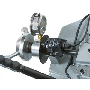 Sierra de cinta Fervi 0273 con descenso manual y automático 0,59/1.1kW - Product Image 5