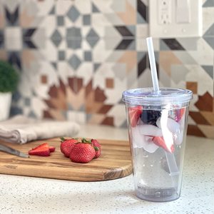 Gobelet isotherme en plastique à double paroi de 16 oz avec paille et couvercle, fabriqué au Vietnam - Product Image 5
