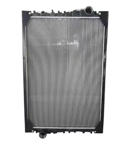 Radiatore in plastica alluminio per <span class=keywords><strong>Daf</strong></span> <span class=keywords><strong>85</strong></span> / NEOPLAN Cityliner / SOLARIS modelli URBINO radiatore OEM 170922911 1663897 69604A - Product Image 1