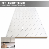Panneau MDF blanc avec film PET-G, résistant à l'humidité, noyau vert, panneau de fibres imperméable pour armoire de salle de bain