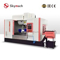 Centre d'usinage vertical CNC 3 axes VMC1580 avec système de commande FANUC et broche taïwanaise