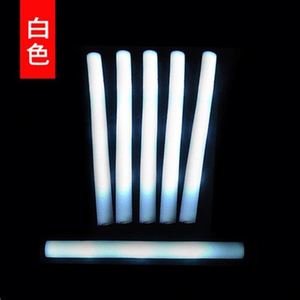 แท่งโฟมเรืองแสง LED สีเดียวแบบกำหนดเอง ปี 2025 ใช้แบตเตอรี่ รับผลิตแบบ OEM/ODM สำหรับคอนเสิร์ตและงานปาร์ตี้ - Product Image 4