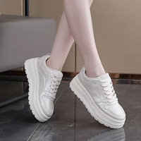 Chaussures décontractées pour femmes en gros directement de l'usine, chaussures décontractées à semelle épaisse, chaussures décontractées de créateurs pour femmes