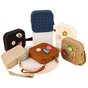 Mini trousse de maquillage mignonne avec fermeture éclair pour le rangement du rouge à lèvres - Product Image 3