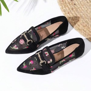 Fashion Summer Breathable Mesh Slip-on Outdoor <b>Pointed</b> <b>Toe</b> <b>Flat</b> Plus Size Women's Sandals - Product Image 4