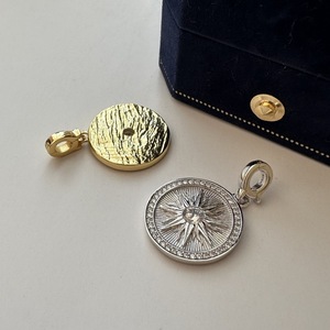 จี้เงินแท้ S925 สไตล์โบราณ ทรงกลม ประดับเพชรซิคอน ดีไซน์อิตาเลียน-ฝรั่งเศส ลายดาว ดีไซน์เฉพาะตัว ประดับโอปอลเป็นหินหลัก - Product Image 3