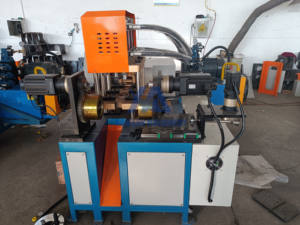 Máquina de Conformado de Aros Planos de Acero Inoxidable CNC de Nuevo Tipo, Multifuncional para Fabricación de Abrazaderas de Mangueras - Product Image 4