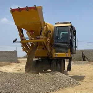 Factory 3.5m3 Per Batch Mobile Self Loading Concrete Mixer <b>Truck</b> for Sale - Product Image 5