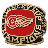 Vente en gros d'usine : Bagues de champion des Red Wings de Detroit 1997 pour fans, bijoux sportifs décontractés en alliage plaqué or vintage avec boîte en bois