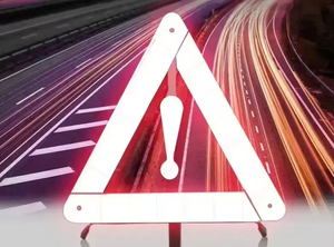 Triángulo de Advertencia Reflectante de Alta Visibilidad para Averías de Automóviles, Herramientas de Seguridad de Emergencia para Automóviles - Product Image 3