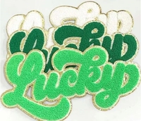 Coeur Broderie Feutre Patch pour Vêtements Chenille Brodé Tissu Patch Paillettes Fleur Papillon Forme En Caoutchouc Accessoire