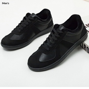 Nouvelle Arrivée Chaussures Décontractées Légères Style Skateboard pour Hommes à Lacets Respirantes pour la Marche et la Course à Vent Léger - Product Image 1