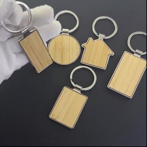 Customize Sublimation Engraved logo Wood Disc Key Chain Custom Blank Wooden Keychain for Engraving