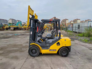 Chariot élévateur japonais d'occasion Komatsu FD30 de 3 tonnes, 3 étages, trois mâts, bon moteur diesel, engrenage moteur, noyau manuel TCM Toyota - Product Image 3