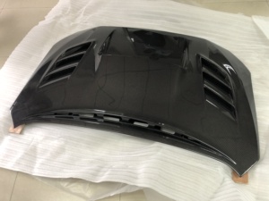ฝากระโปรงคาร์บอนไฟเบอร์สีดำแบบ VR-STYLE ใหม่ พร้อมชุดติดตั้งแบบ Bolt-On และน็อต สำหรับเปลี่ยนใส่กับ WRX & STI ปี 2015-2021 - Product Image 5