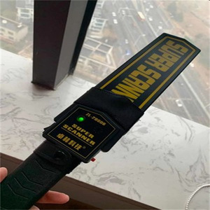 เครื่องตรวจจับโลหะแบบมือถือ HANNUS Super Scanner ขนาด 12 นิ้ว รุ่นพลาสติกสีดำ สำหรับการตรวจสอบความปลอดภัย - Product Image 3