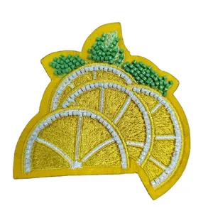 Patch bordir Lemon 3D ukuran kustom dengan manik-manik dekoratif dijahit atau disetrika pakaian dan tas tangan